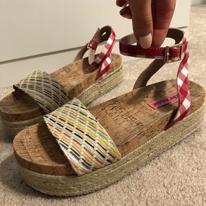 Betsy Johnson Platform Sandals 👡